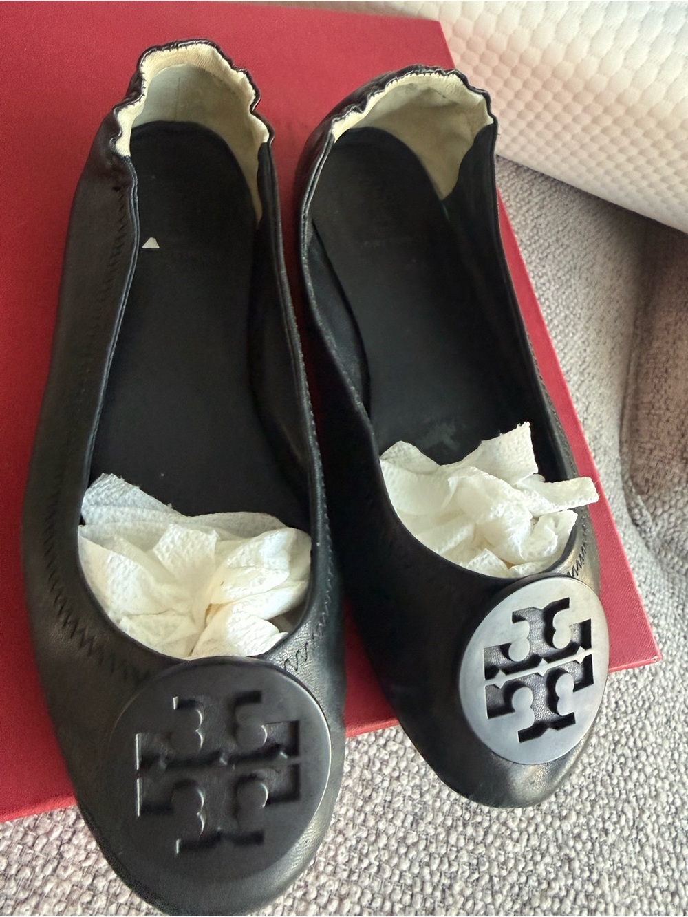 Tory Burch Black Leather Logo Ballet Flats